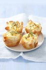 Mini puff pastry pies with pears — Stock Photo