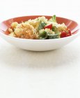 Salada de cuscuz com camarão — Fotografia de Stock