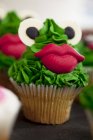 Cupcake de fête décoré — Photo de stock