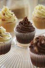 Cupcake alla vaniglia e caramello — Foto stock
