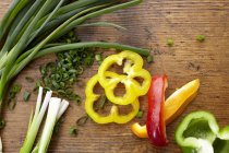 Scallion with Bell Peppers — Stock Photo