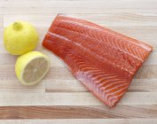 Raw Filet of Salmon with Lemon — Stock Photo