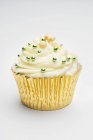 Cupcake decorated with balls — Stock Photo