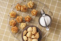 Piped almond biscuits — Stock Photo