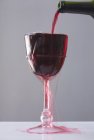 Vino rosso versato in eccesso — Foto stock