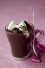 Chocolate quente em frasco — Fotografia de Stock