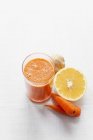 Smoothie with orange juice — Stock Photo