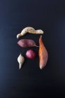 Différents types de pommes de terre — Photo de stock