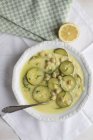 Lemon and yoghurt soup — Stock Photo