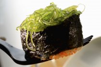 Sushi Maki com macarrão de vidro — Fotografia de Stock