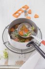 Farfalle zuppa di pasta — Foto stock