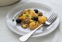 Yellow rice with shrimps — Stock Photo