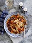 Gratinated penne pasta with vegetables — Stock Photo