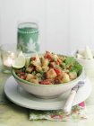 Curry de verduras con coliflor - foto de stock