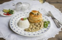 Vol-au-vent with side of rice — Stock Photo
