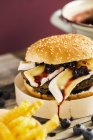 Veggie burger with bean patty — Stock Photo