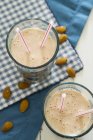 Almond smoothies in glasses — Stock Photo