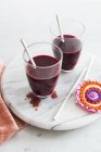 Two beetroot smoothies — Stock Photo