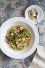 Bulgur salad with broccoli — Stock Photo
