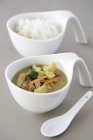 Green chicken curry with rice — Stock Photo