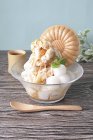 Closeup view of caramel shaved ice with a Japanese wafer — Stock Photo