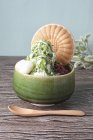 Closeup view of Matcha shaved ice with a Japanese wafer — Stock Photo