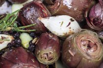 Baby artichokes in oil — Stock Photo