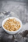 Bowl of slivered almonds — Stock Photo
