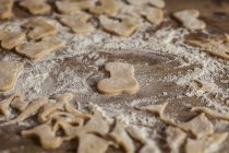 Вырезанное печенье — стоковое фото