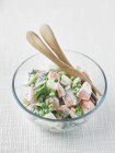 Salade de légumes aux petits pois et courges — Photo de stock