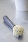 Cucharada de helado - foto de stock