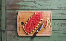 Frische in Scheiben geschnittene Wassermelone — Stockfoto