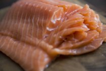 Raw salmon slices — Stock Photo