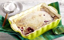 Closeup view of Black Forest cherry pie — Stock Photo