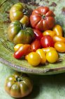 Diverses tomates biologiques — Photo de stock