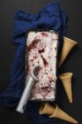 Homemade berry ice cream — Stock Photo