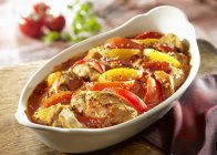 Oven-baked peach chicken — Stock Photo