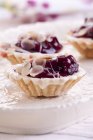 Cherry and almond tartlets — Stock Photo