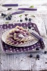 Sweet ravioli with blueberries — Stock Photo