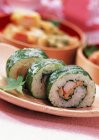 Rouleaux de sushi maki — Photo de stock