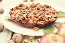 Apple pie with walnuts — Stock Photo