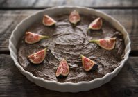 Chocolate tart with figs and ginger — Stock Photo
