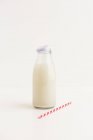 Botella de leche de arroz - foto de stock