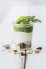 Low-carb muesli with almonds and kiwis — Stock Photo