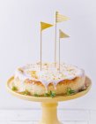 Zitronenkäsekuchen dekoriert — Stockfoto