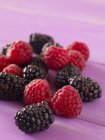 Fresh Raspberries and Blackberries — Stock Photo