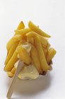 Kartoffelchips mit Mayonnaise — Stockfoto