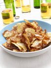 Home-made potato crisps — Stock Photo