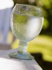Glas Mineralwasser — Stockfoto