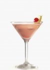 Cocktai rosa en vidrio - foto de stock